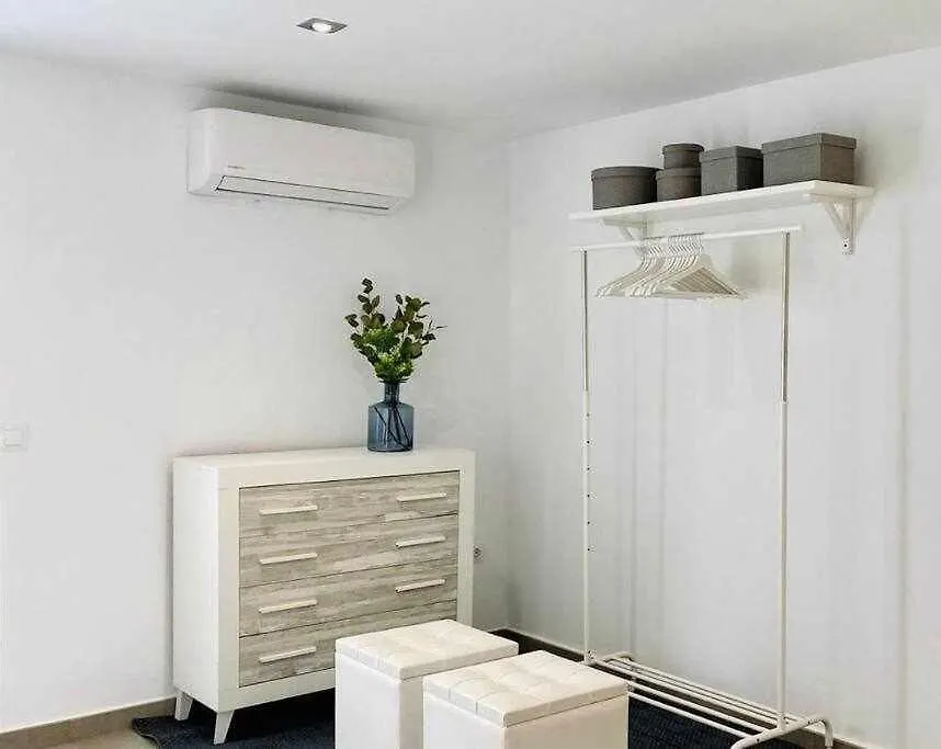 IV Apartamentos Morales & Arnal Ronda 0*,  Španělsko